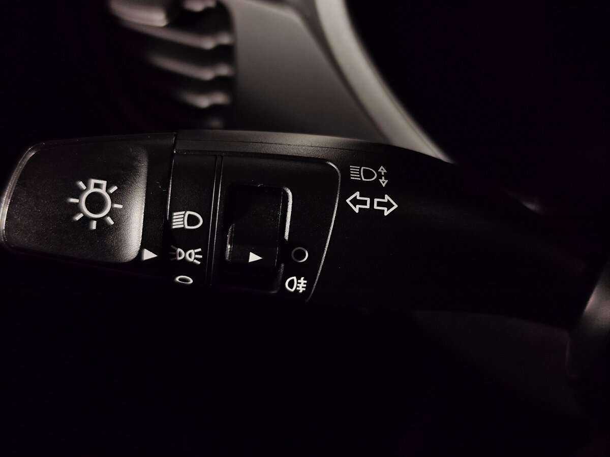 Купить Kia Rio с пробегом. Фото: #18