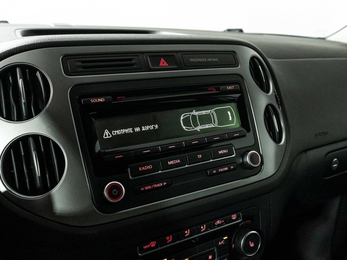Купить Volkswagen Tiguan с пробегом. Фото: #15