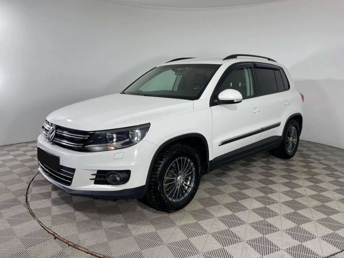 Купить Volkswagen Tiguan с пробегом. Посмотреть фото