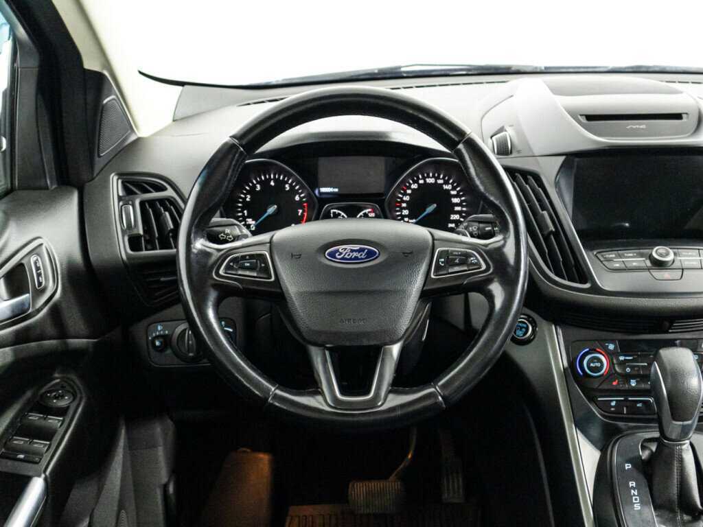 Купить Ford Kuga с пробегом. Фото: #17