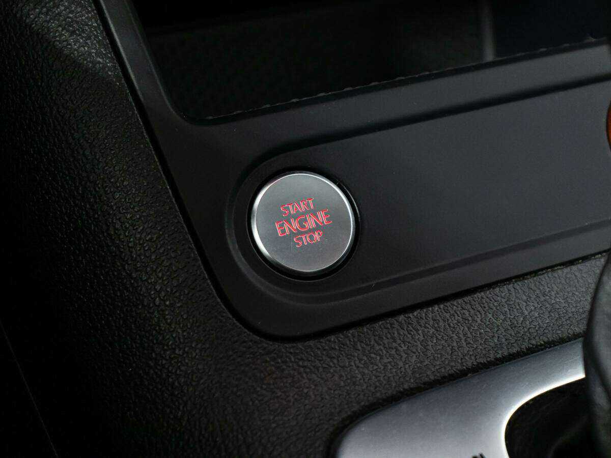 Купить Volkswagen Tiguan с пробегом. Фото: #16