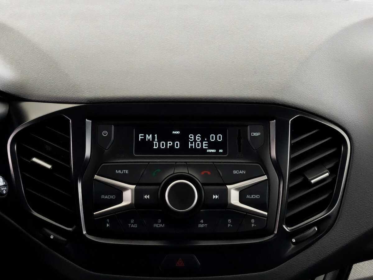 Купить Lada (ВАЗ) Vesta с пробегом. Фото: #14