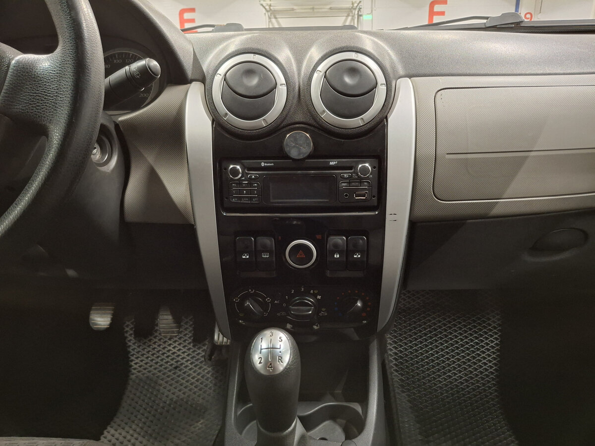 Купить Lada (ВАЗ) Largus с пробегом. Фото: #14