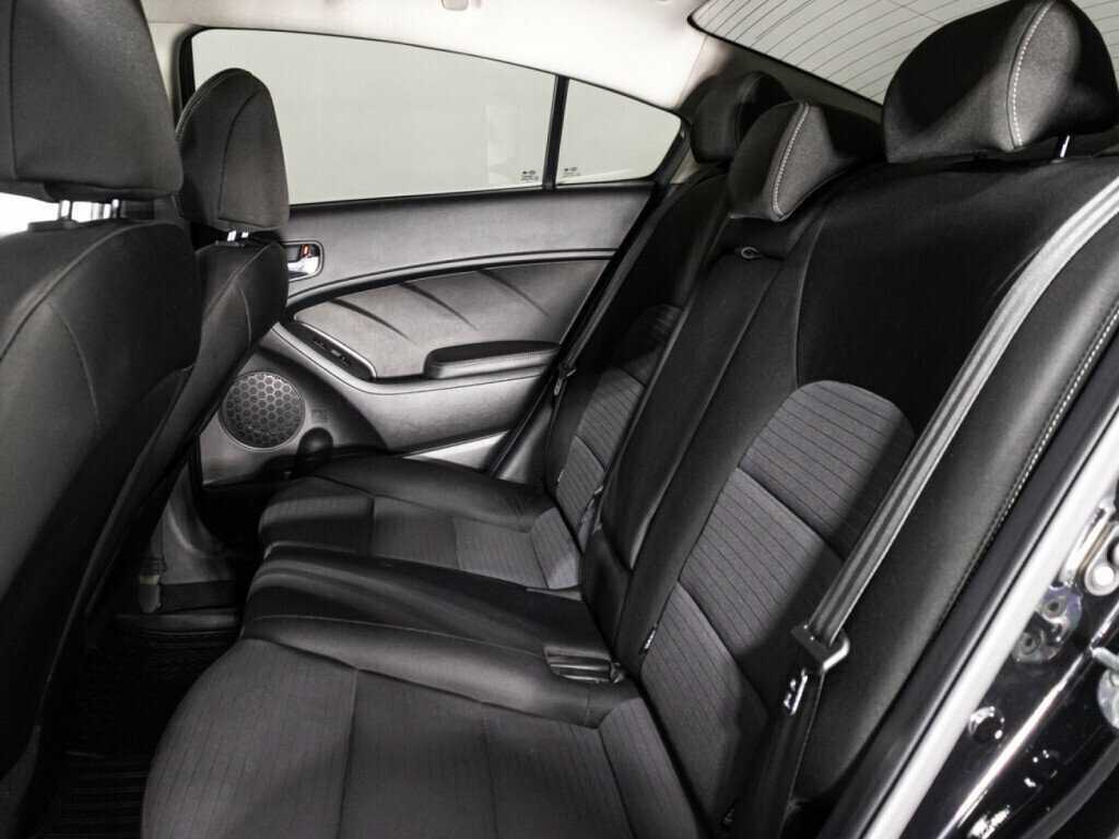 Купить Kia Cerato с пробегом. Фото: #9