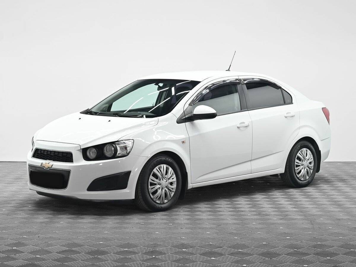 Купить Chevrolet Aveo с пробегом. Фото: #0