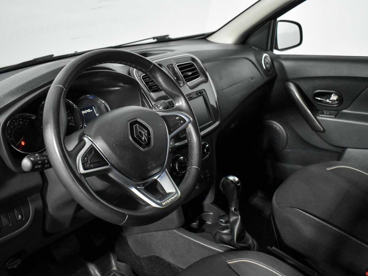 Купить Renault Sandero с пробегом. Фото: #8