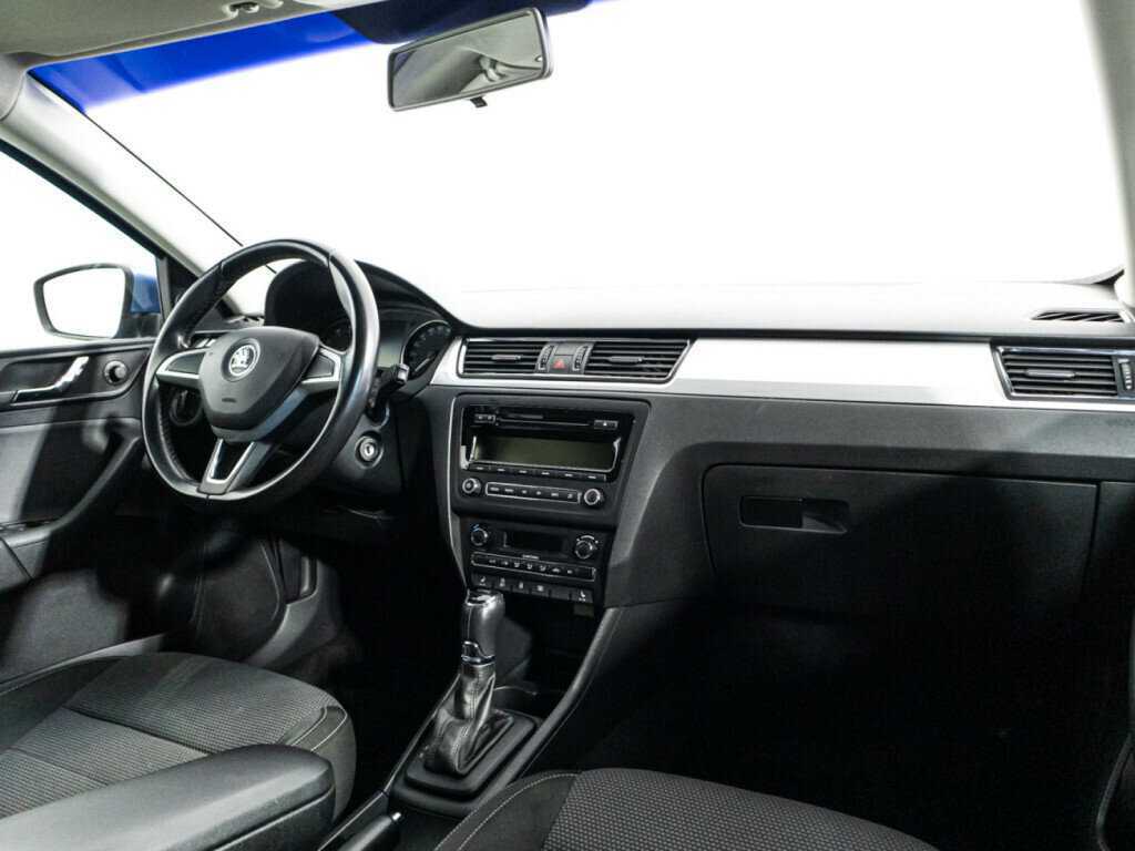 Купить Skoda Rapid с пробегом. Фото: #8