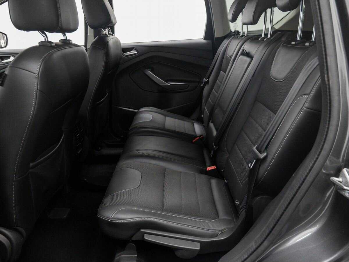 Купить Ford Kuga с пробегом. Фото: #10