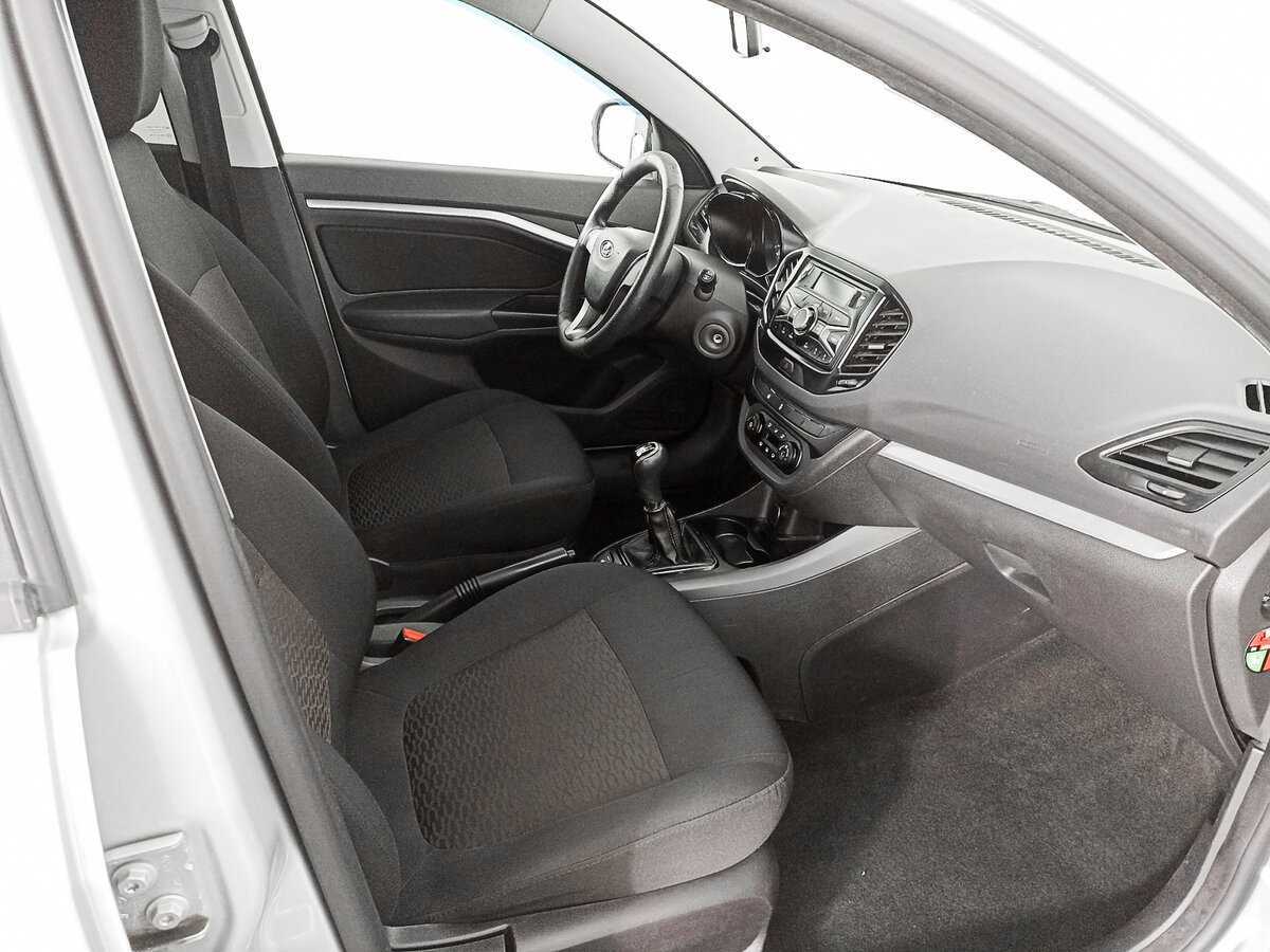 Купить Lada (ВАЗ) Vesta с пробегом. Фото: #10