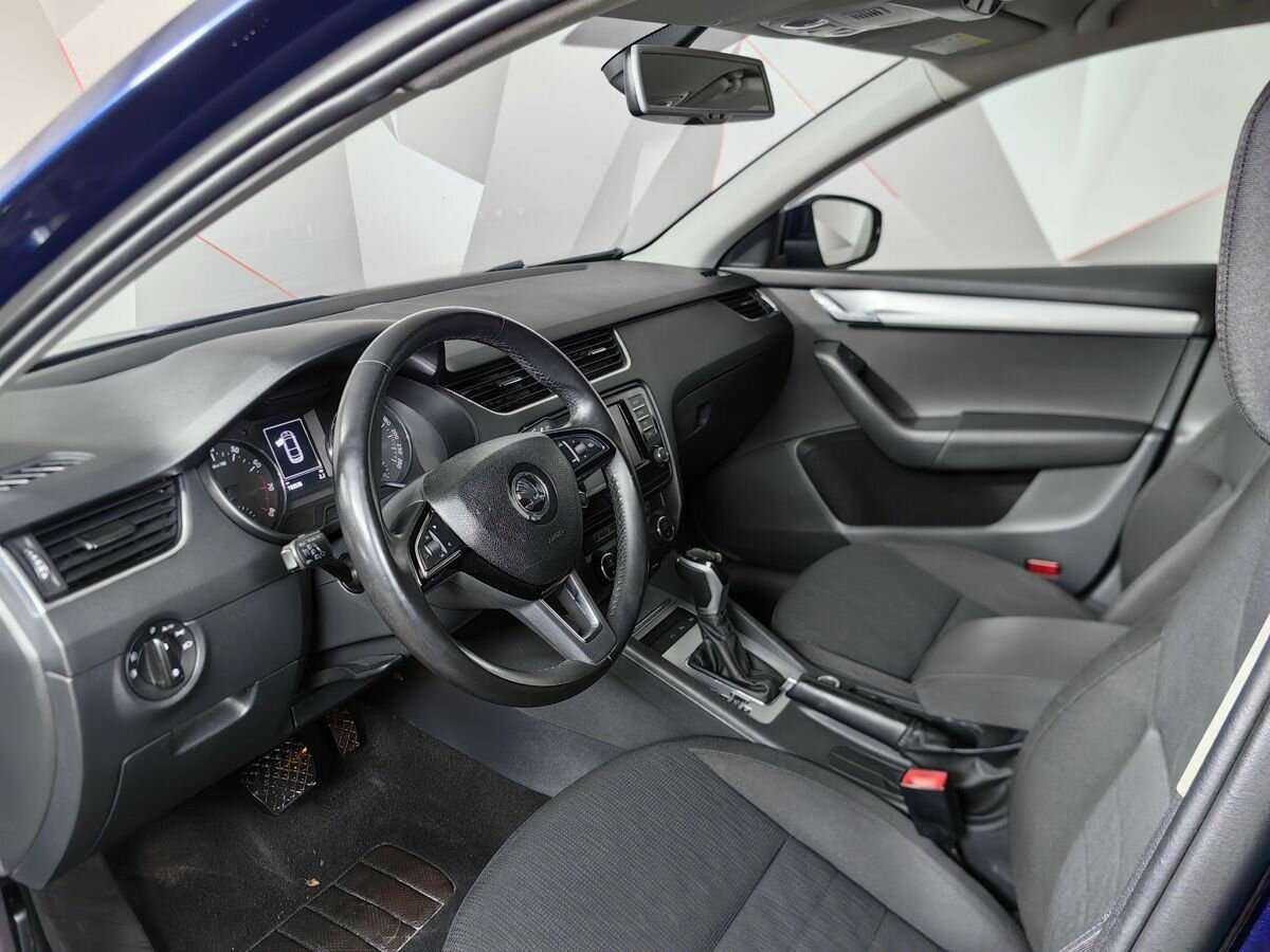 Купить Skoda Octavia с пробегом. Фото: #13