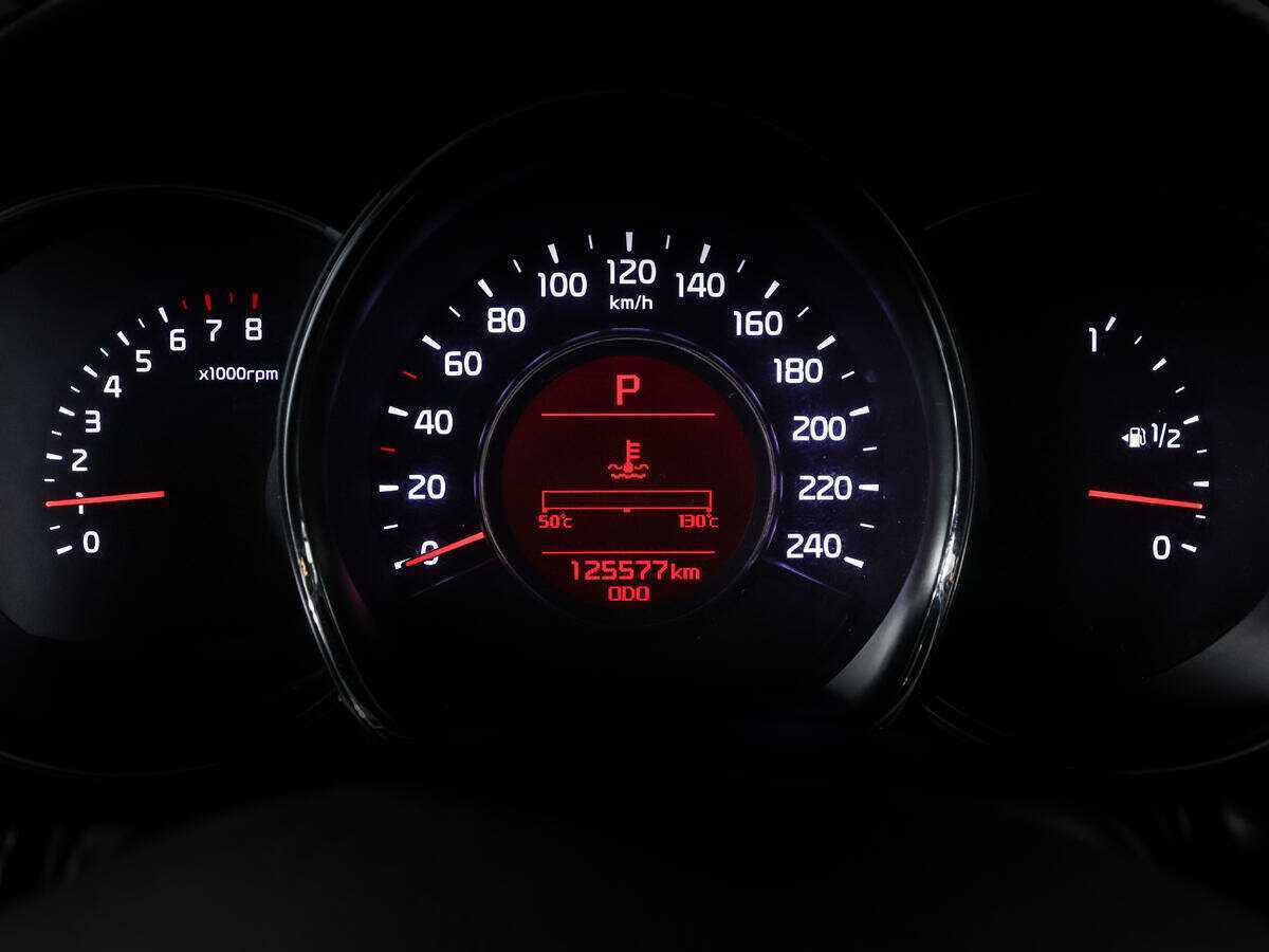 Купить Kia Ceed с пробегом. Фото: #10