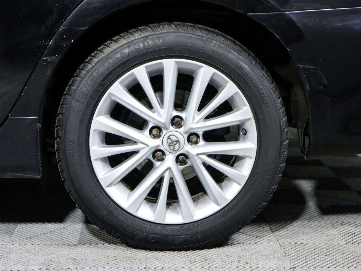 Купить Toyota Camry с пробегом. Фото: #11