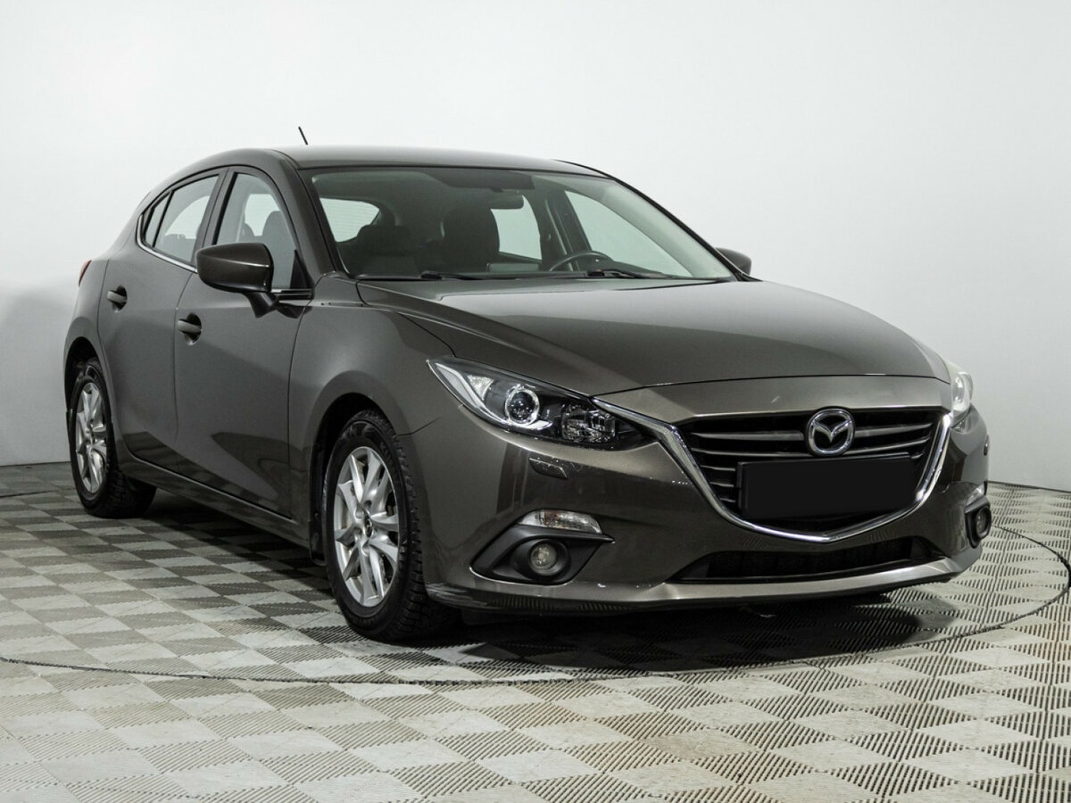 Купить Mazda 3 с пробегом. Фото: #2