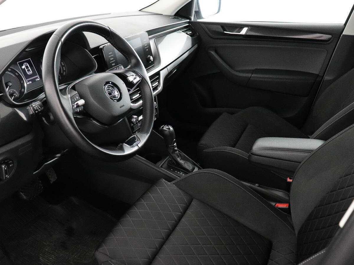 Купить Skoda Rapid с пробегом. Фото: #7