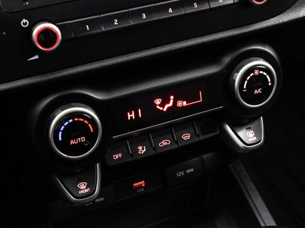 Купить Kia Rio с пробегом. Фото: #18