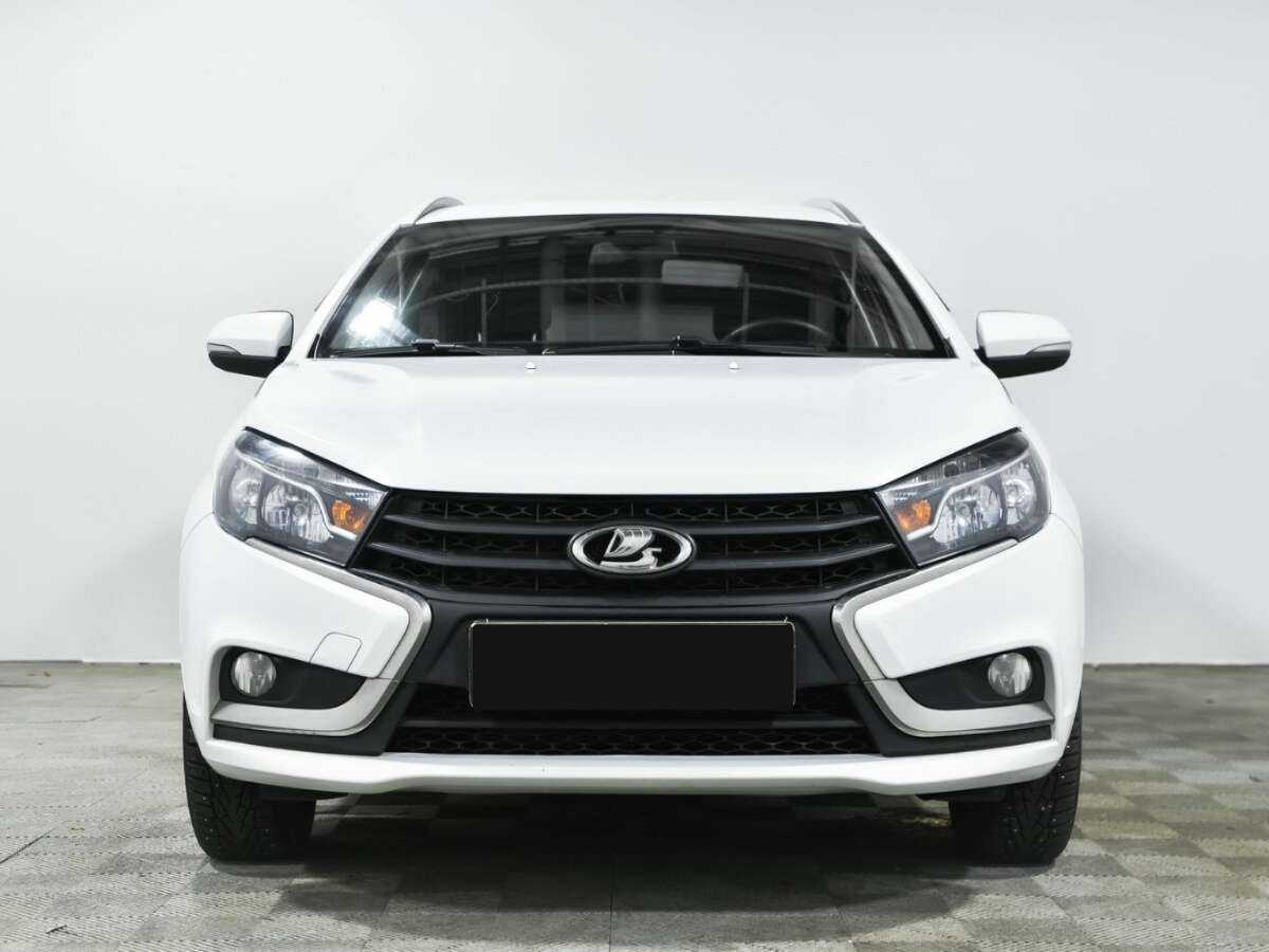 Купить Lada (ВАЗ) Vesta с пробегом. Фото: #1