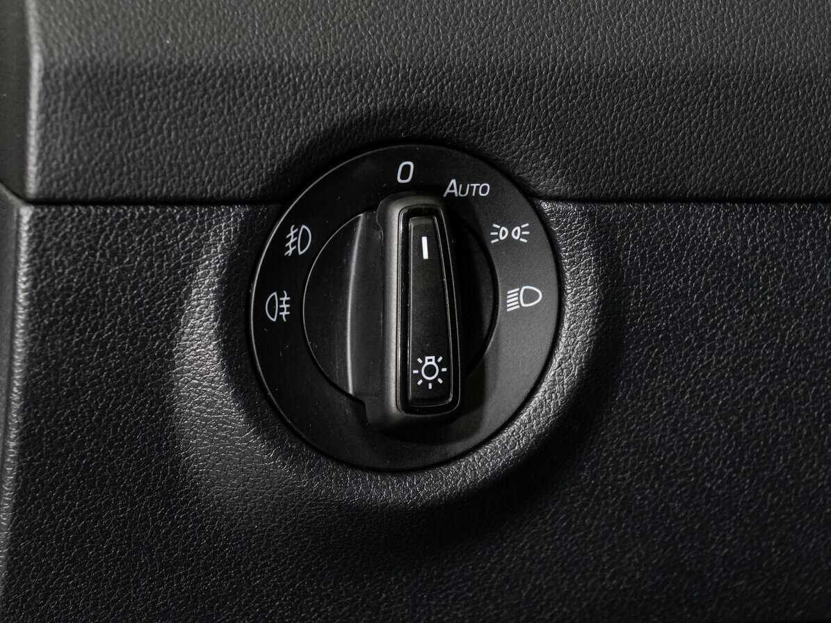 Купить Skoda Octavia с пробегом. Фото: #12