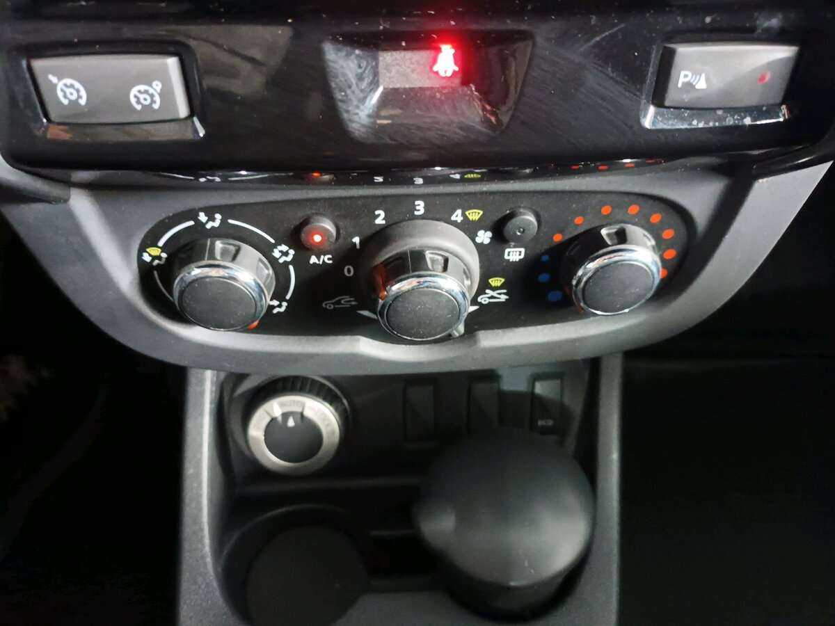 Купить Renault Duster с пробегом. Фото: #10