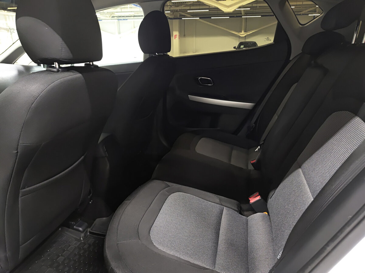 Купить Kia Ceed с пробегом. Фото: #11
