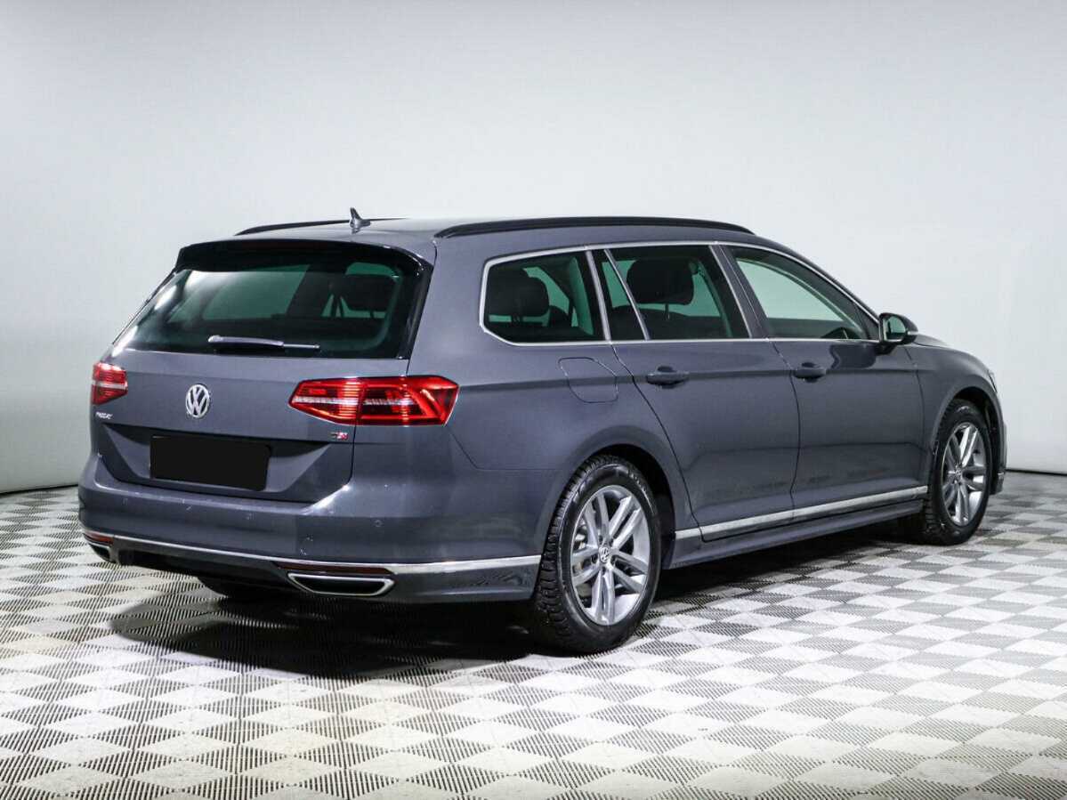 Купить Volkswagen Passat с пробегом. Фото: #3