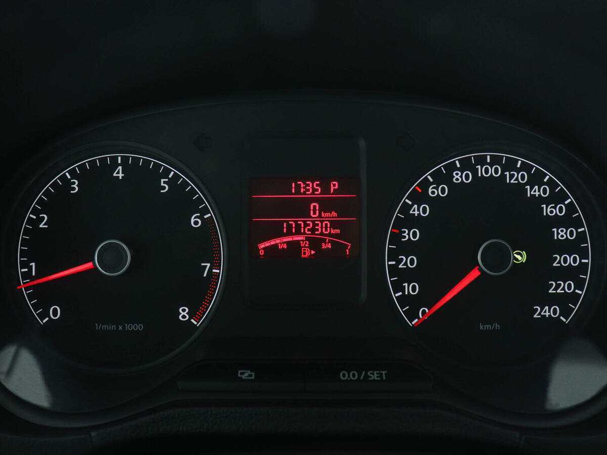 Купить Volkswagen Polo с пробегом. Фото: #6