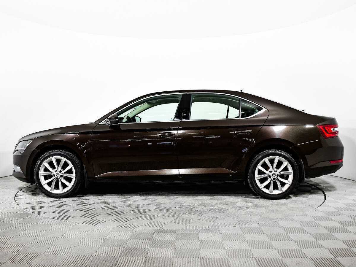 Купить Skoda Superb с пробегом. Фото: #7