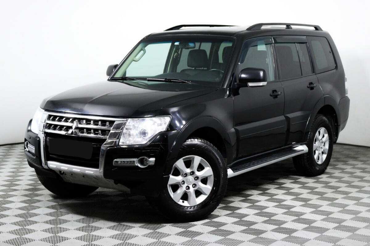 Купить Mitsubishi Pajero с пробегом. Фото: #0