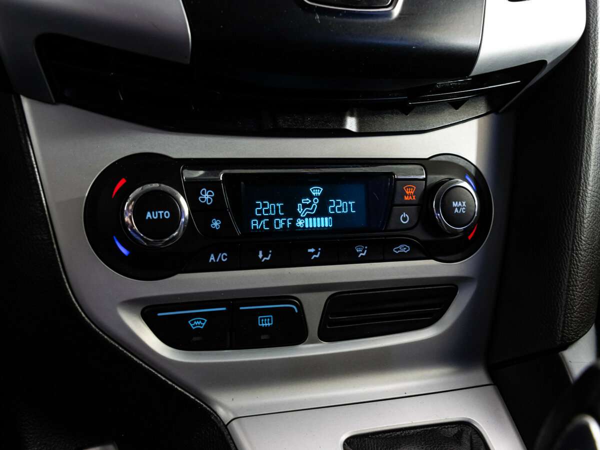 Купить Ford Focus с пробегом. Фото: #10