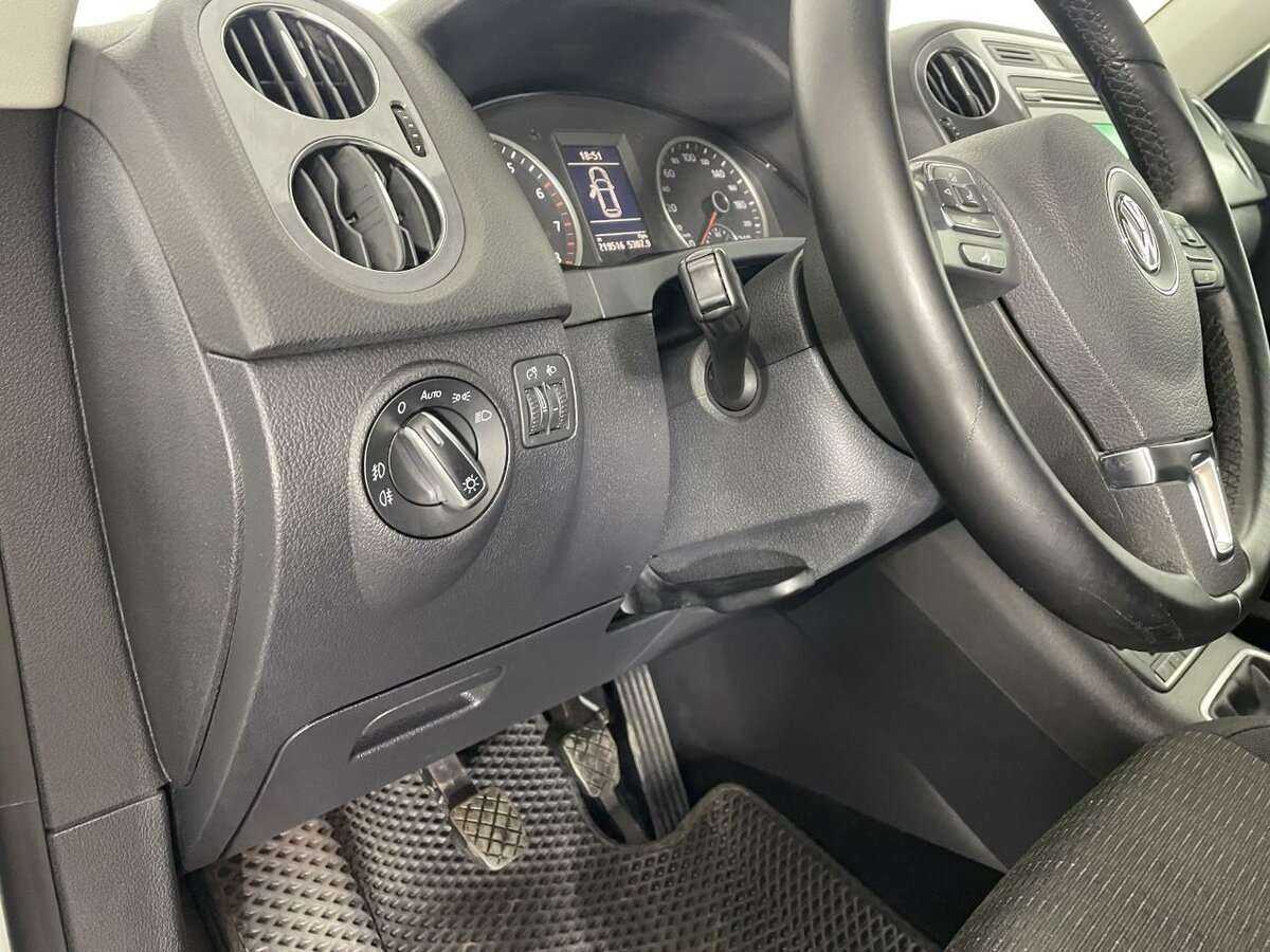 Купить Volkswagen Tiguan с пробегом. Фото: #6