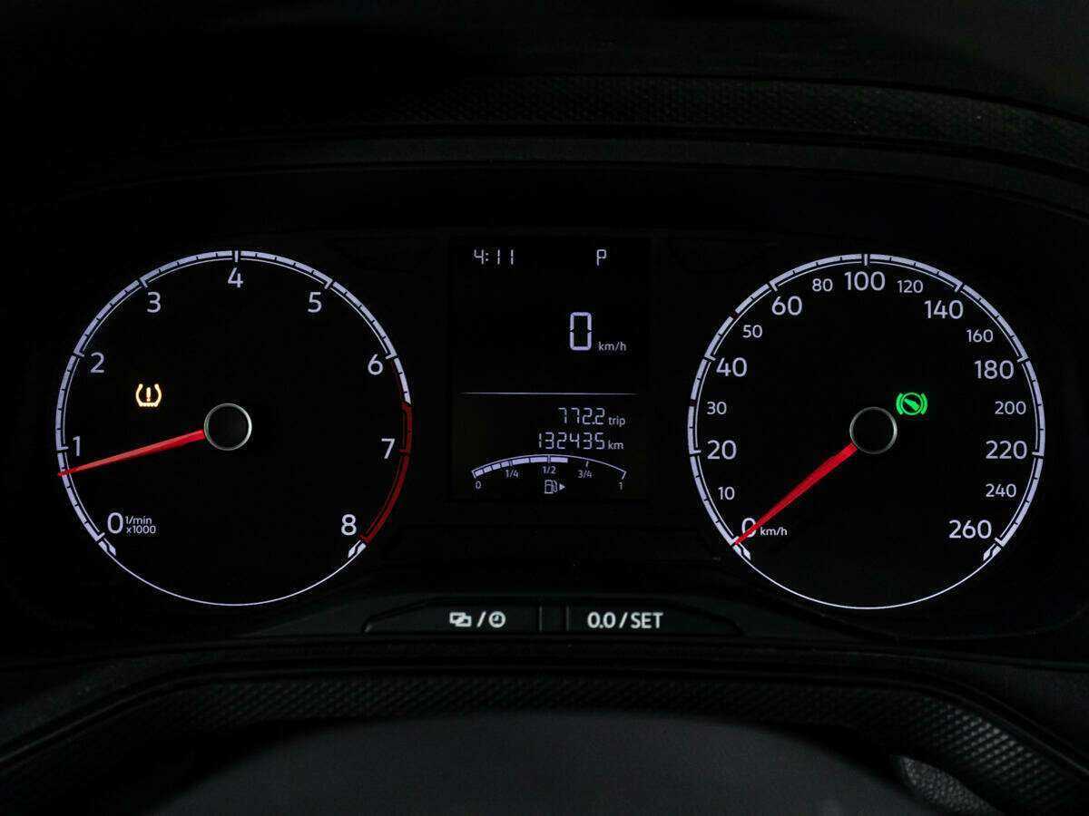 Купить Volkswagen Polo с пробегом. Фото: #10