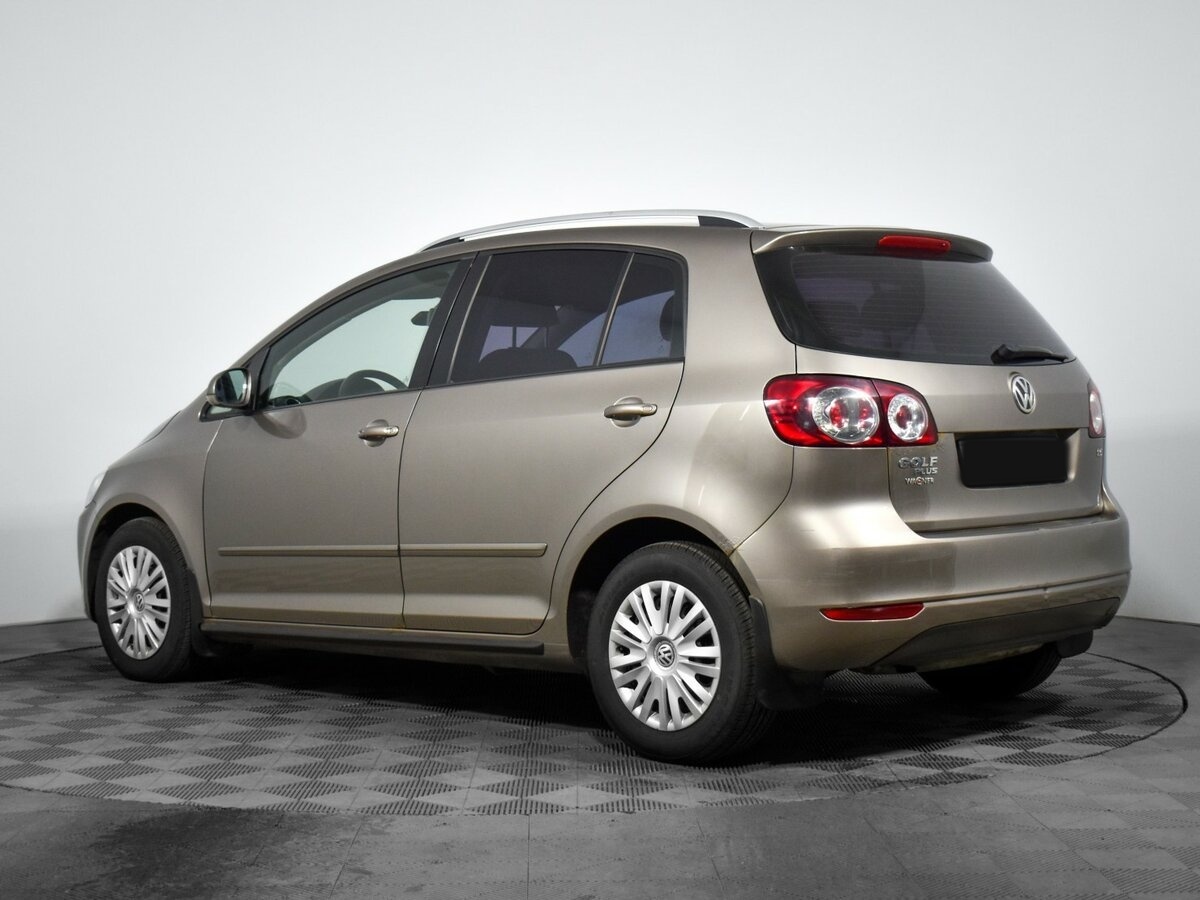 Купить Volkswagen Golf Plus с пробегом. Фото: #6