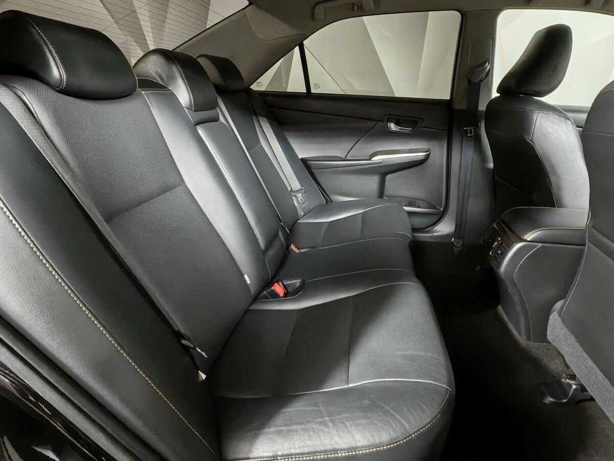 Купить Toyota Camry с пробегом. Фото: #11