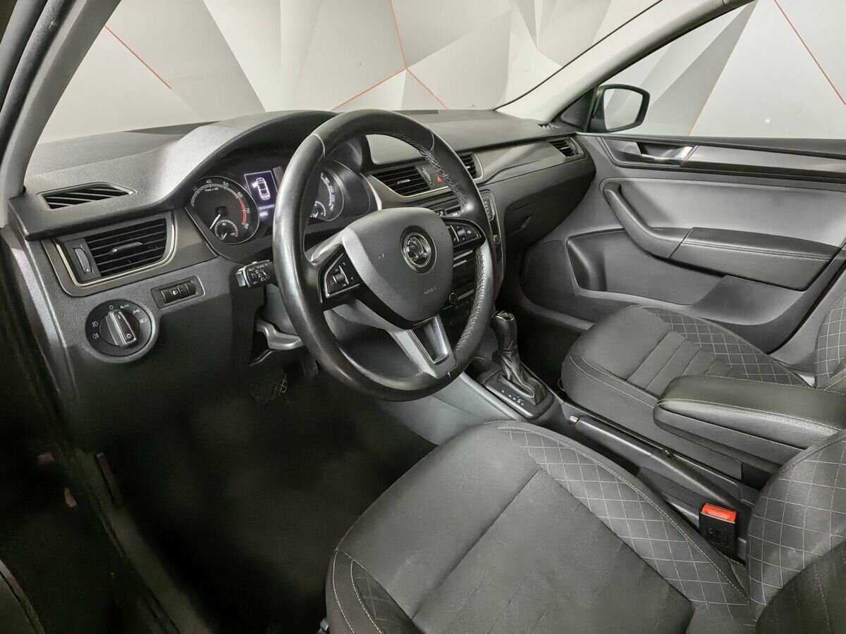 Купить Skoda Rapid с пробегом. Фото: #13