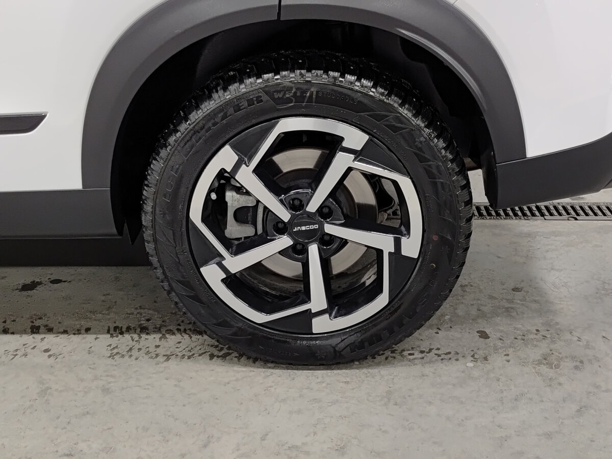 Купить Jaecoo J7 с пробегом. Фото: #17