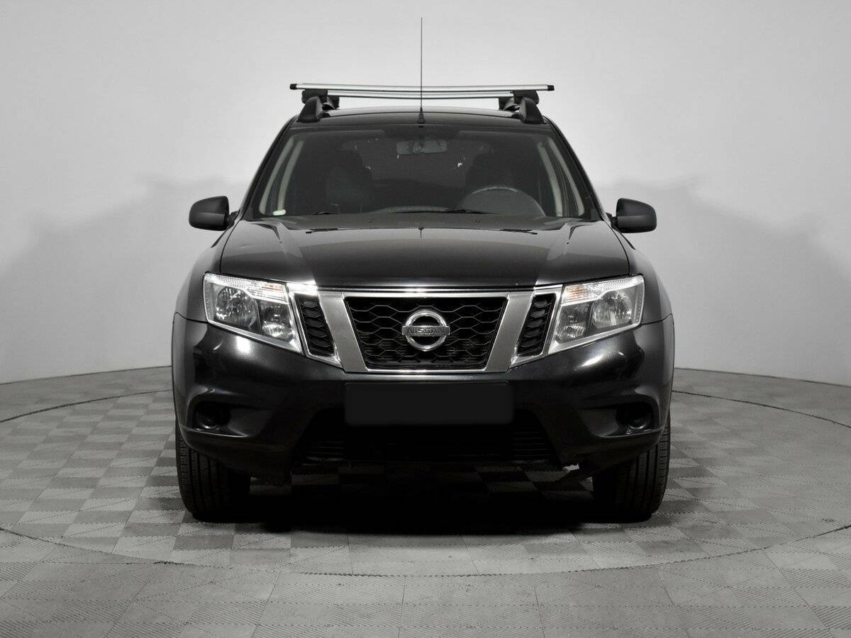 Купить Nissan Terrano с пробегом. Фото: #1