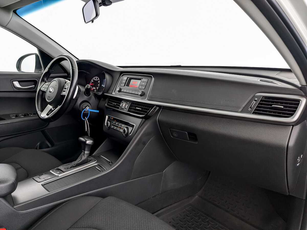 Купить Kia Optima с пробегом. Фото: #8