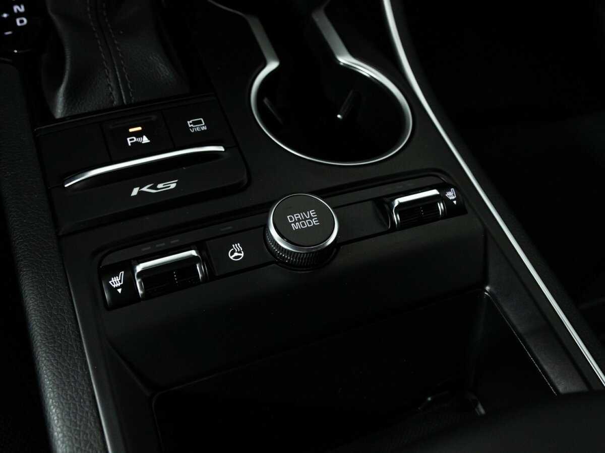 Купить Kia K5 с пробегом. Фото: #19