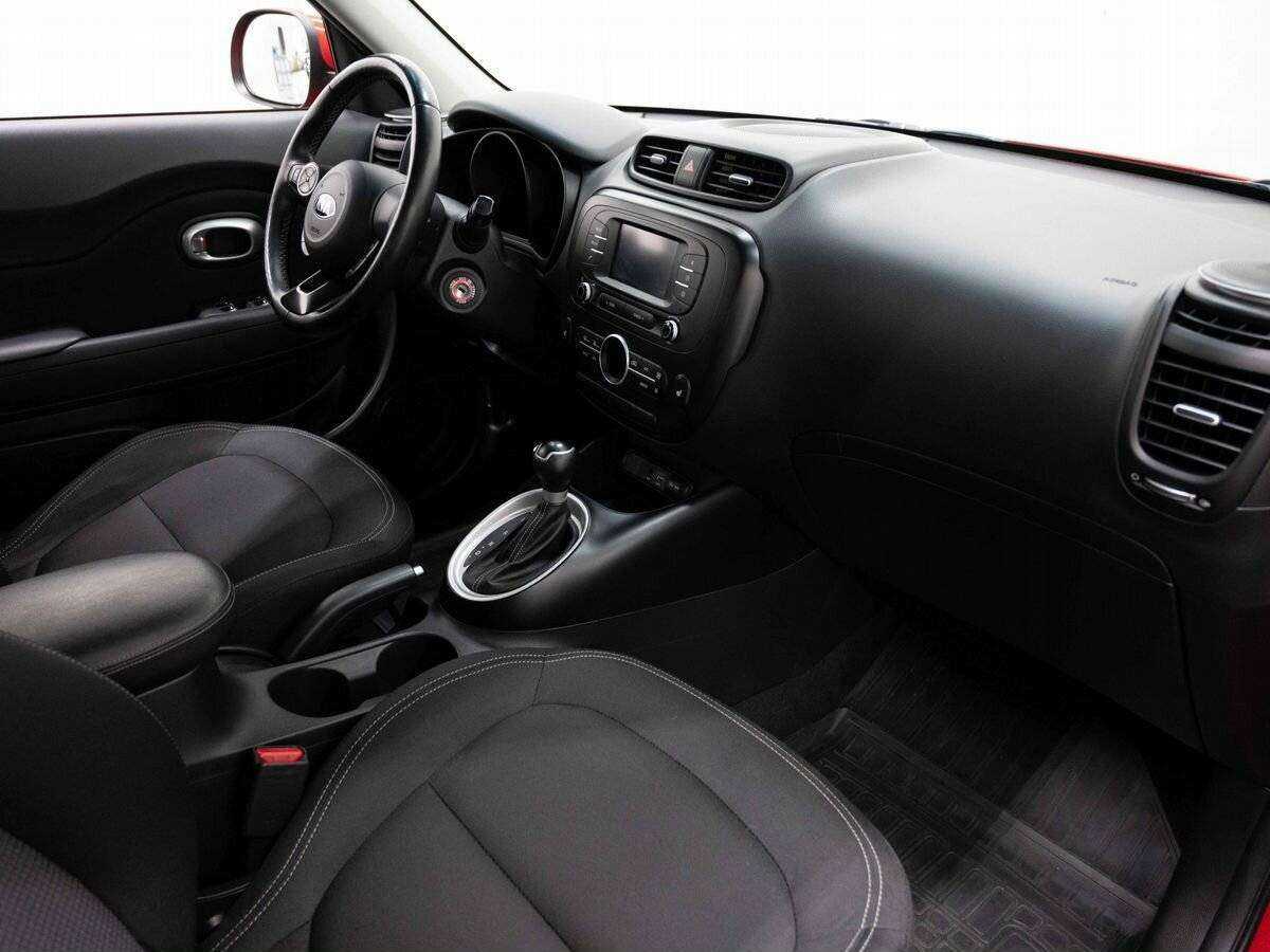 Купить Kia Soul с пробегом. Фото: #10