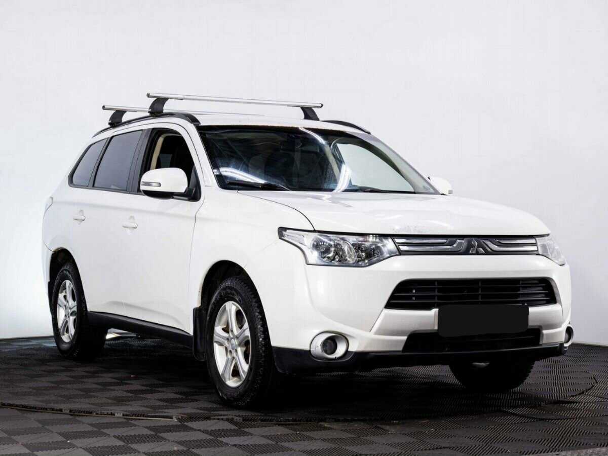 Купить Mitsubishi Outlander с пробегом. Фото: #2