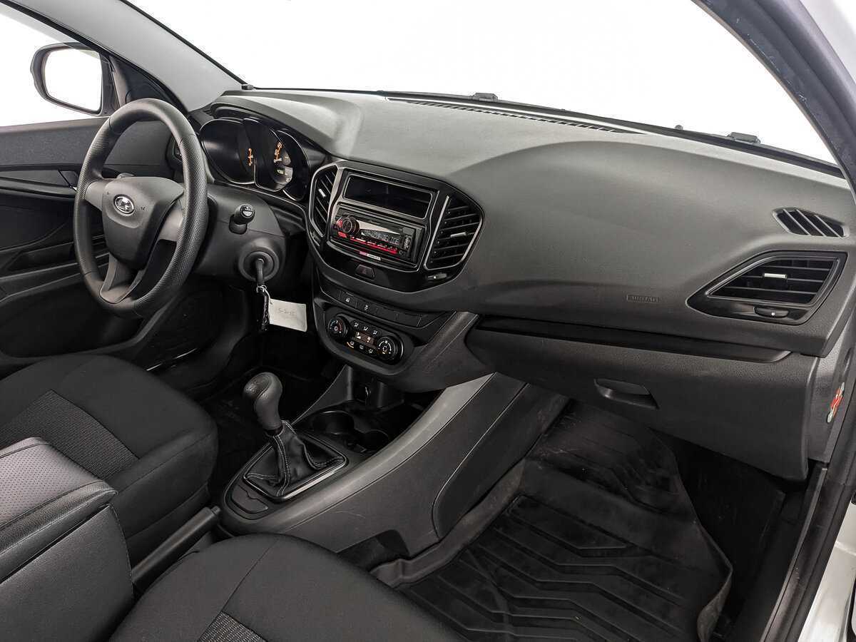 Купить Lada (ВАЗ) Vesta с пробегом. Фото: #8