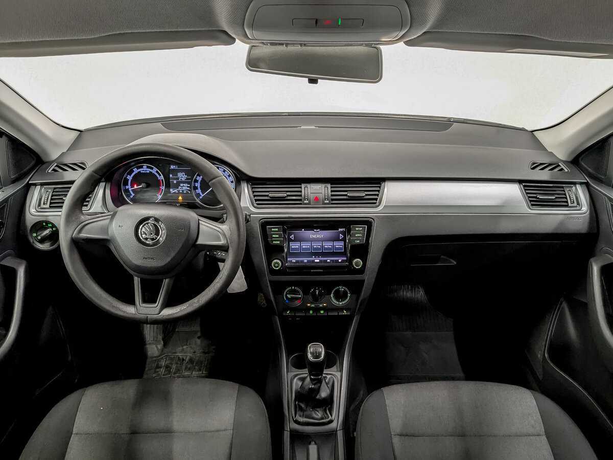 Купить Skoda Rapid с пробегом. Фото: #13