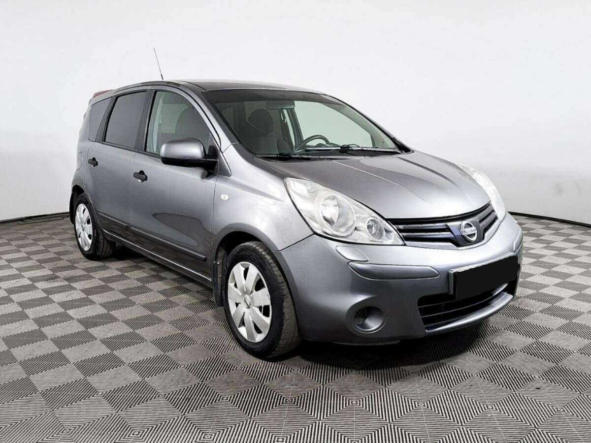 Купить Nissan Note с пробегом. Фото: #2