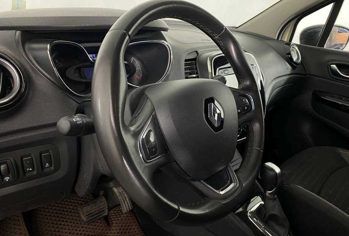 Купить Renault Kaptur с пробегом. Фото: #11