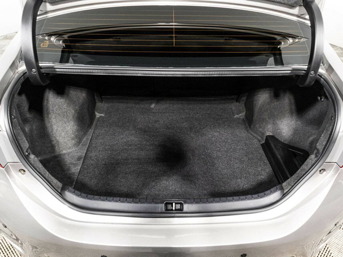 Купить Toyota Corolla с пробегом. Фото: #14