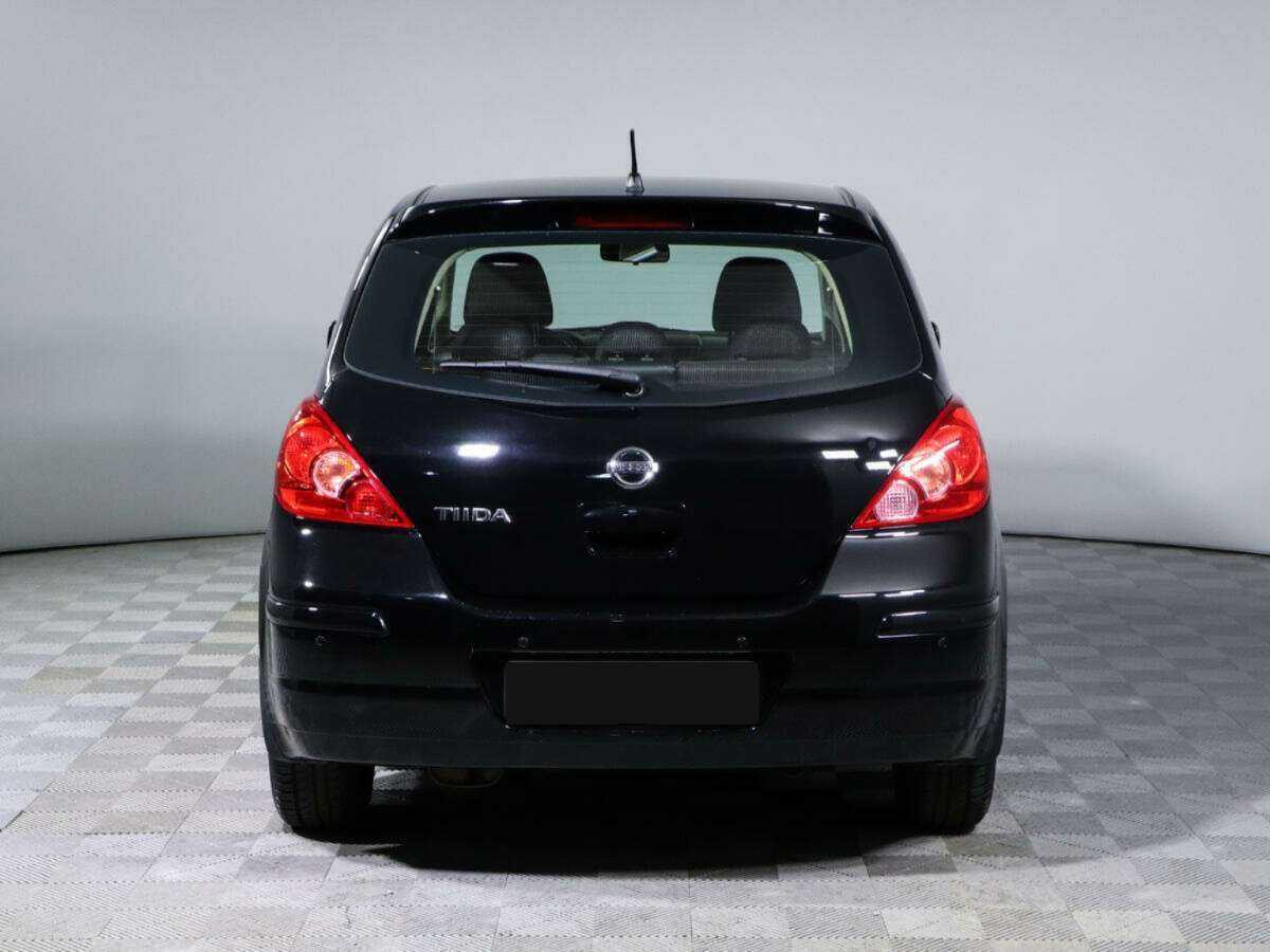 Купить Nissan Tiida с пробегом. Фото: #5