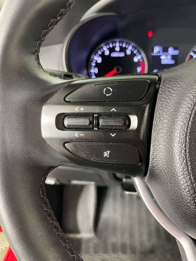 Купить Kia Rio с пробегом. Фото: #20