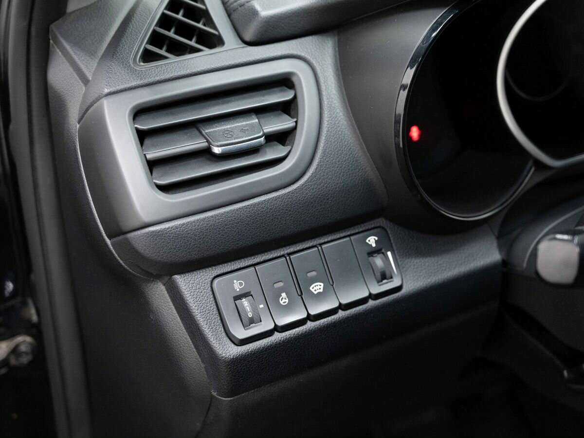 Купить Kia Rio с пробегом. Фото: #17