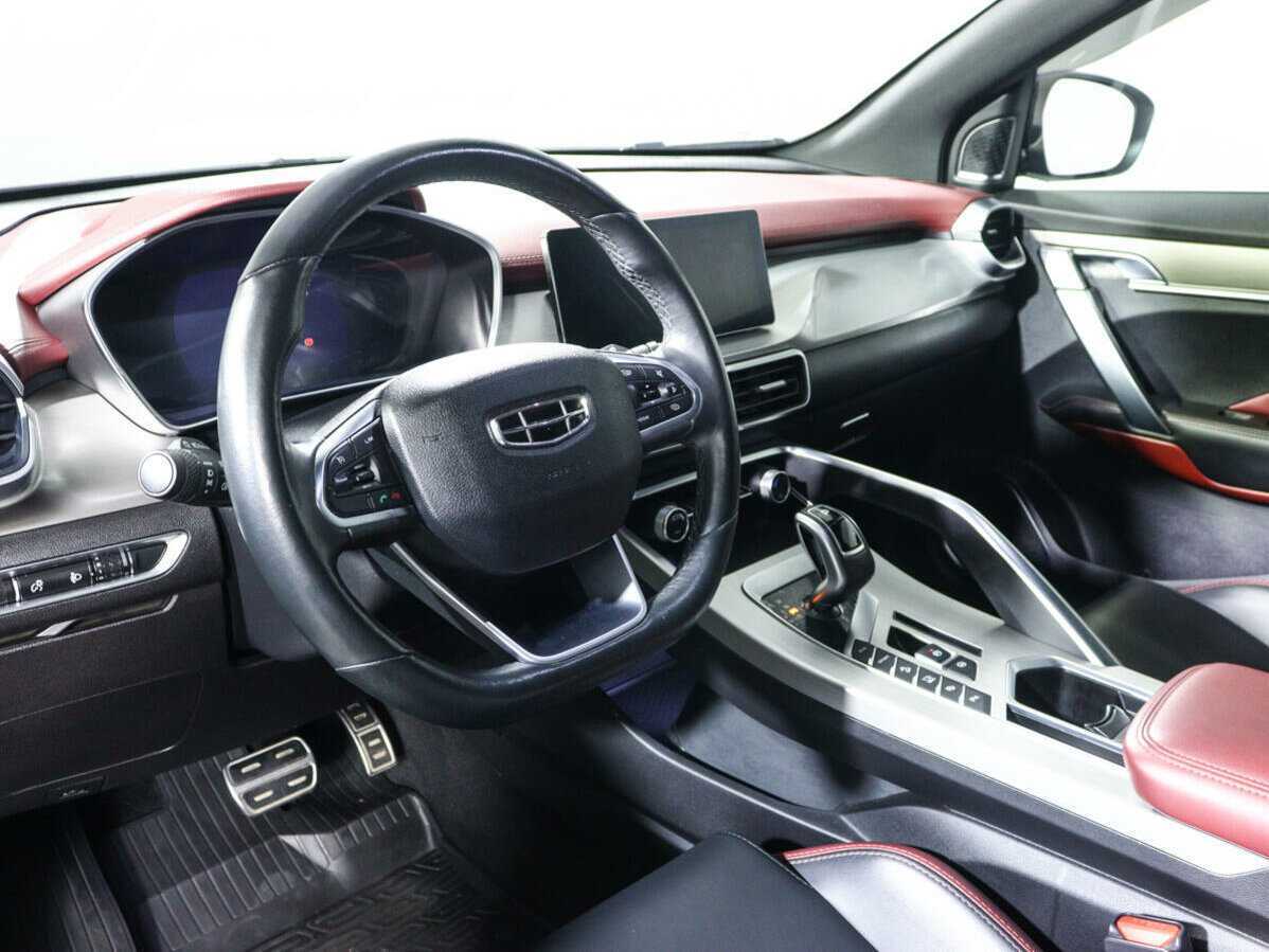 Купить Geely Coolray с пробегом. Фото: #11