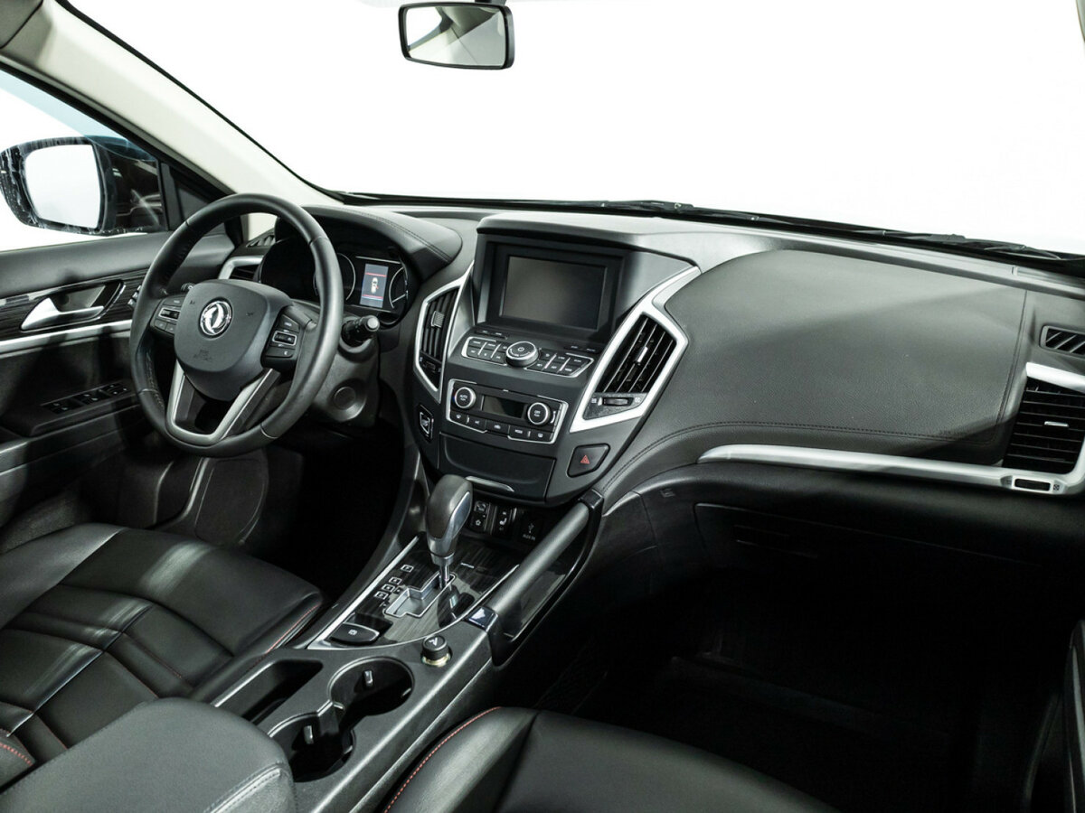 Купить Dongfeng AX7 с пробегом. Фото: #8