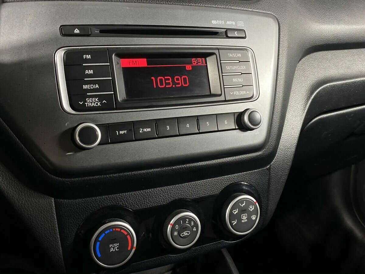 Купить Kia Rio с пробегом. Фото: #14
